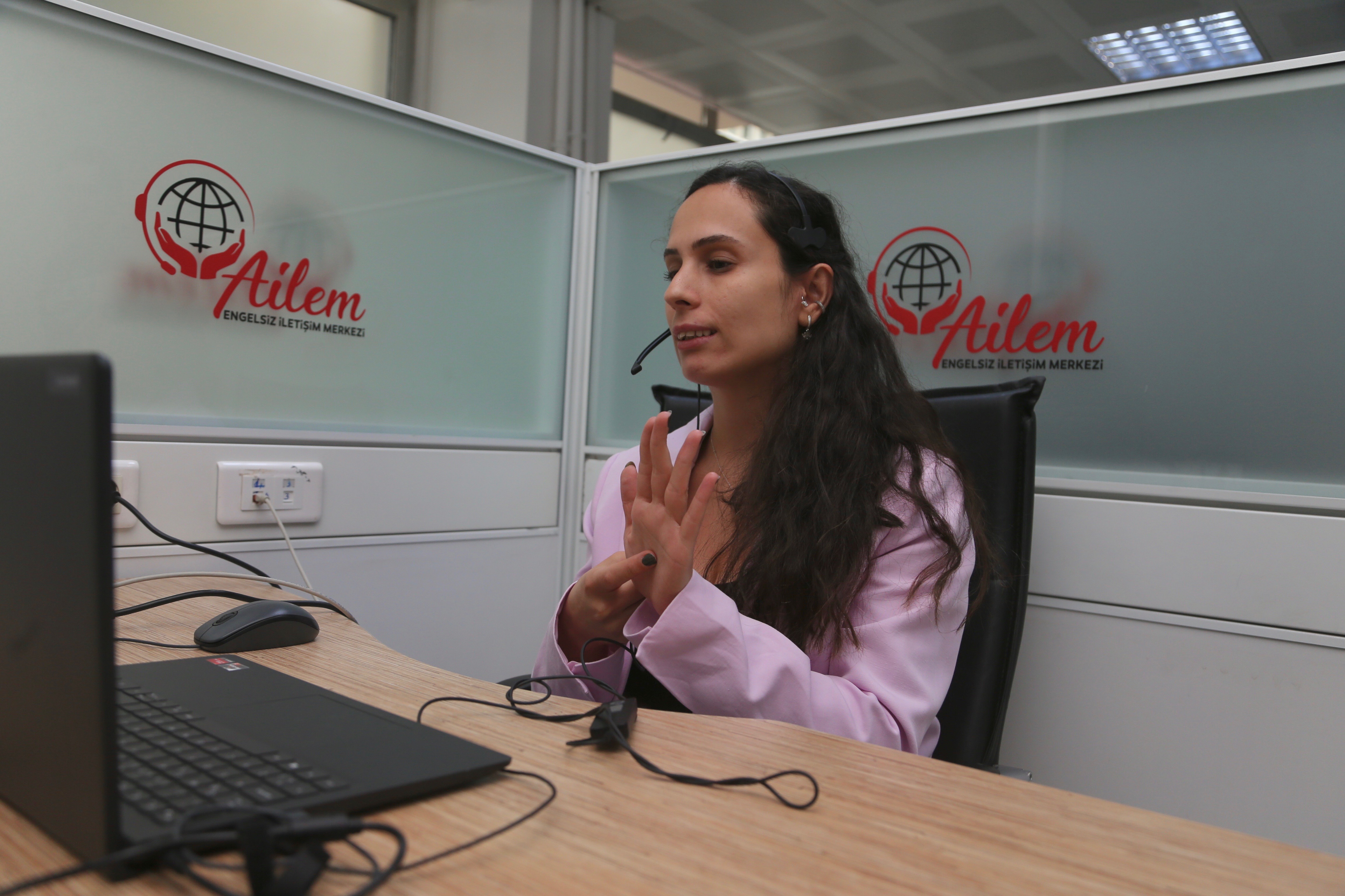 AİLEM Engelsiz İletişim Merkezi hizmete açıldı