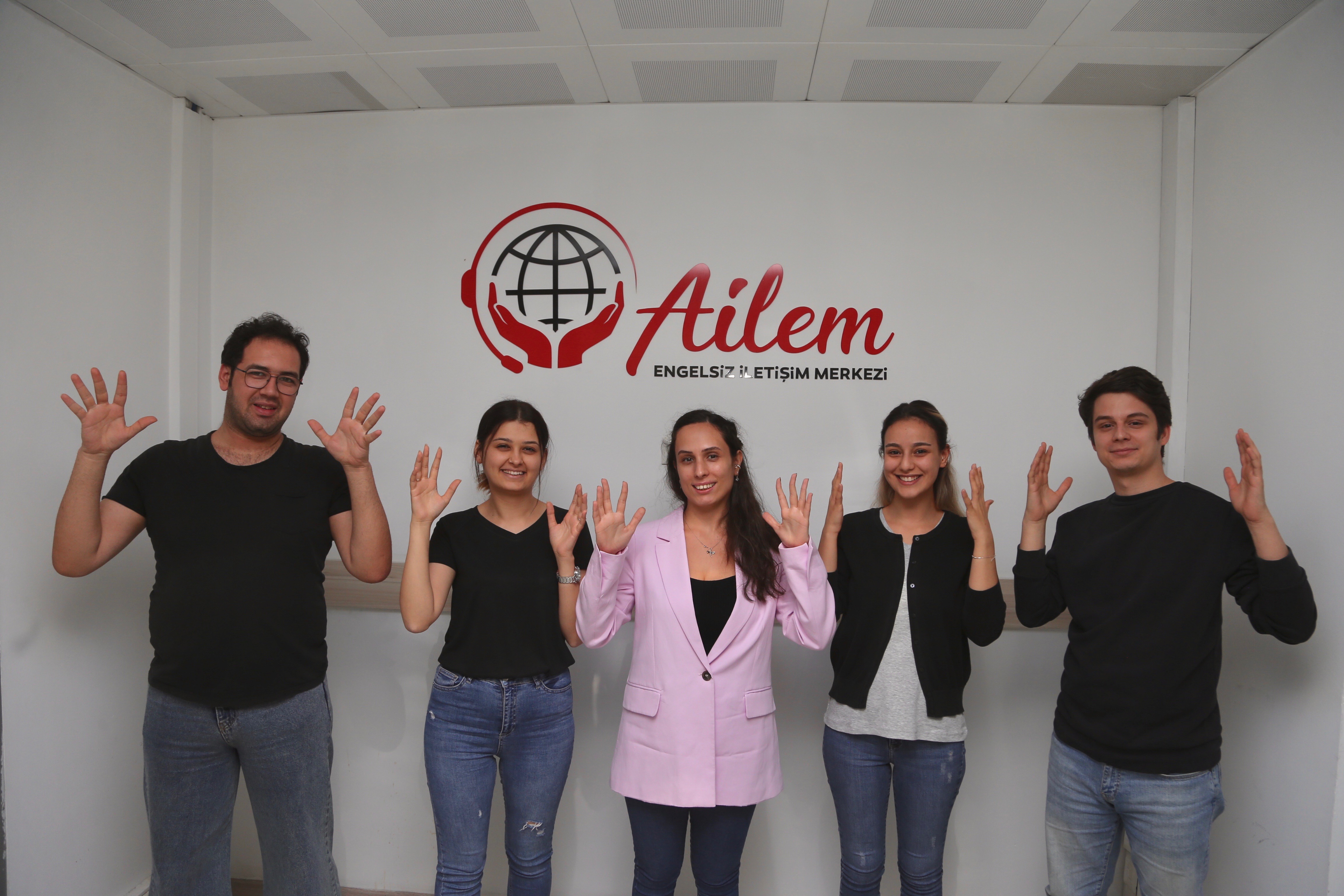 AİLEM Engelsiz İletişim Merkezi hizmete açıldı