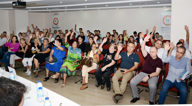 ‘Eczacılar zor durumda’