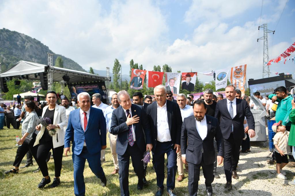 Devlet Bahçeli’nin Sloganı Adana’da Hayat Buluyor