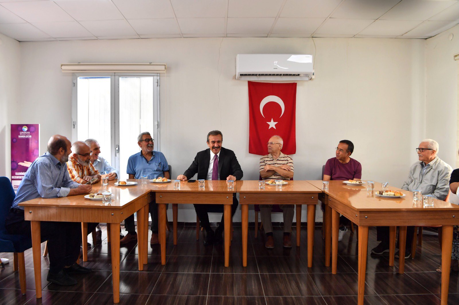 Başkan Çetin Emeklilerin Sorunlarını Dinledi