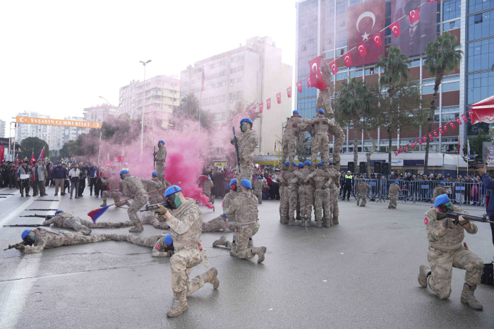 5 Ocak Adana'nın Kurtuluş Bayramı Törenlerle Kutlandı