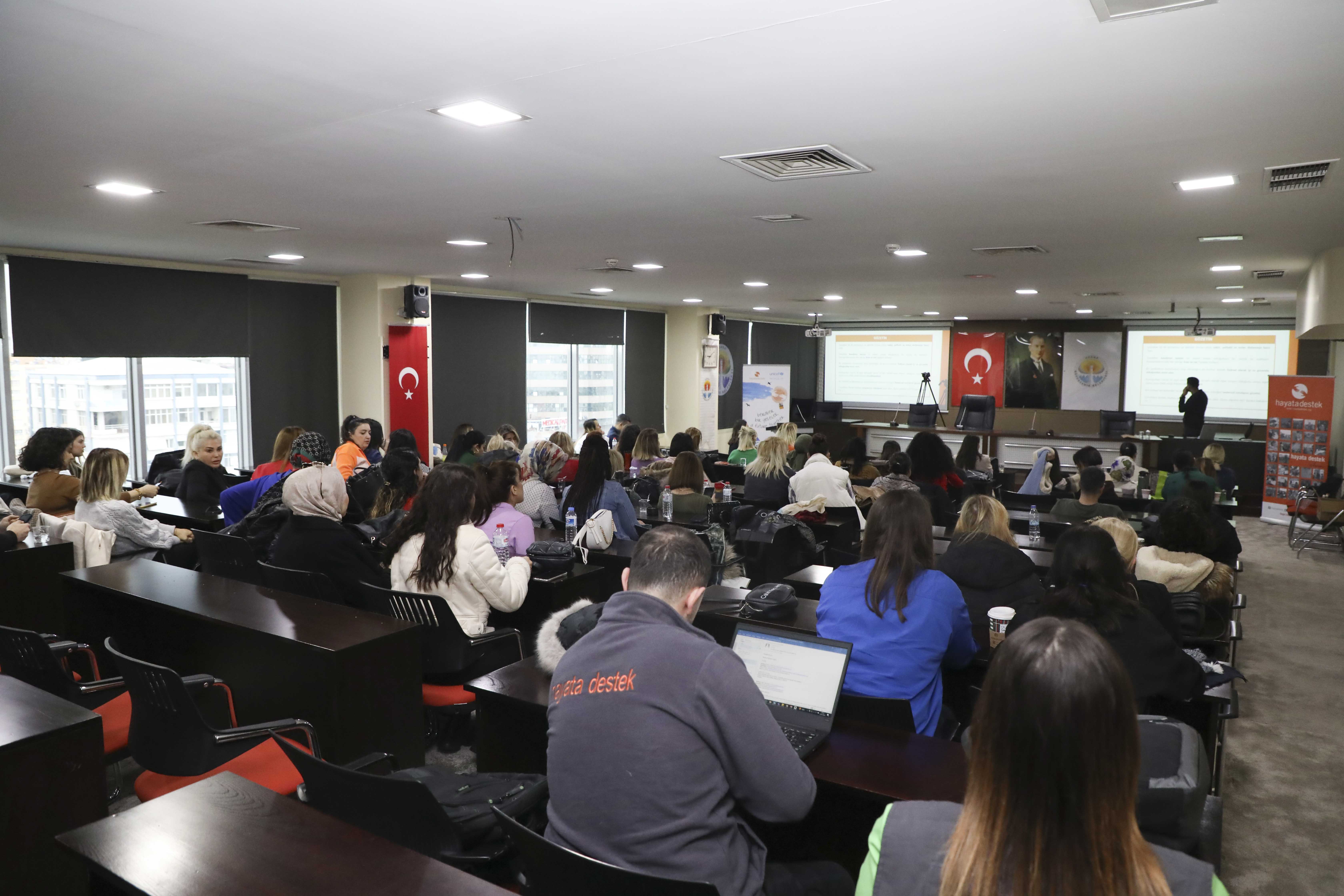 Çocuk Güvenliği Farkındalık Eğitimi