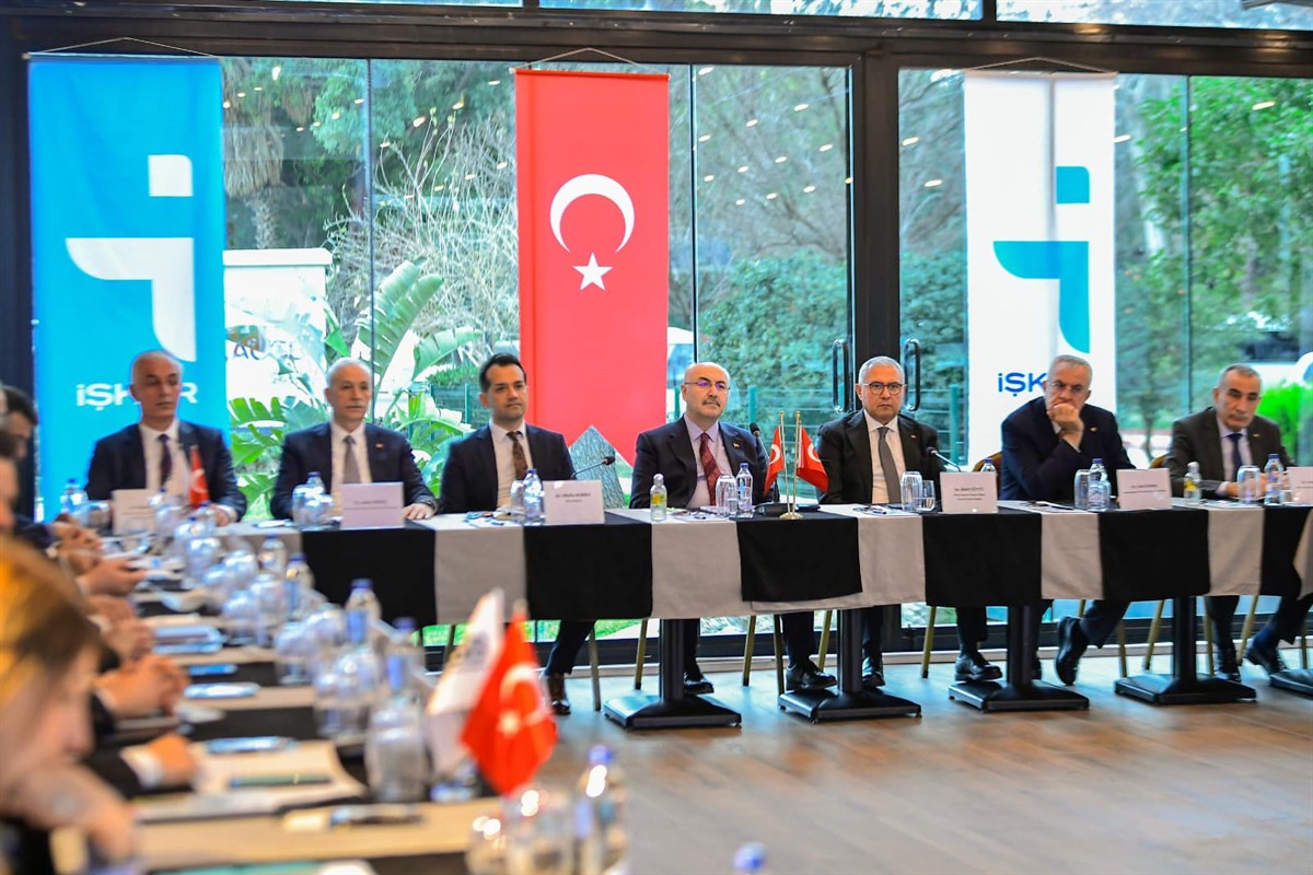 ‘İşsizlik Ülkelerin En Önemli Sorunu’