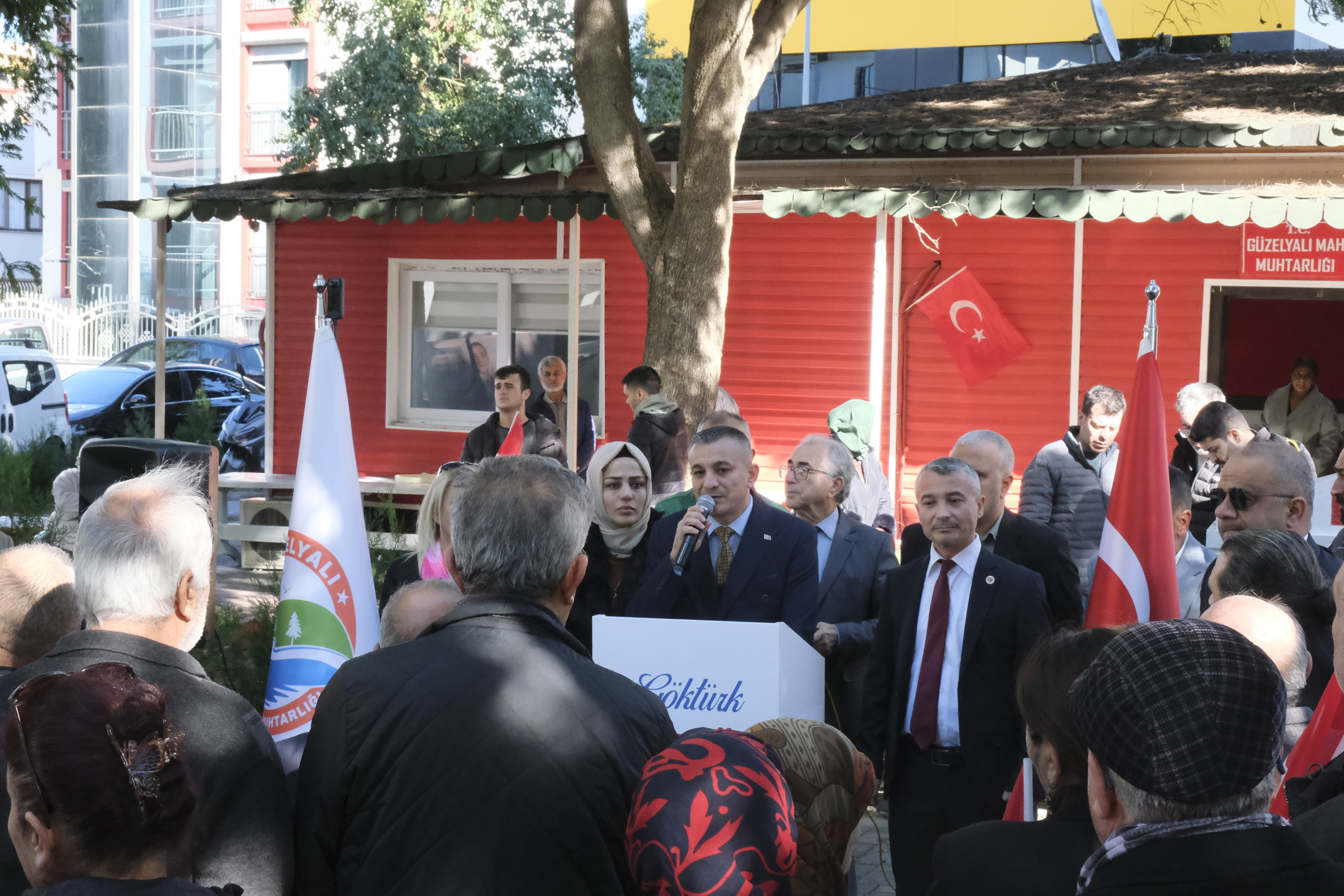 Göktürk Güngör:''Belediye Başkanları Partilere Değil, Halka Hizmet Etmeli''