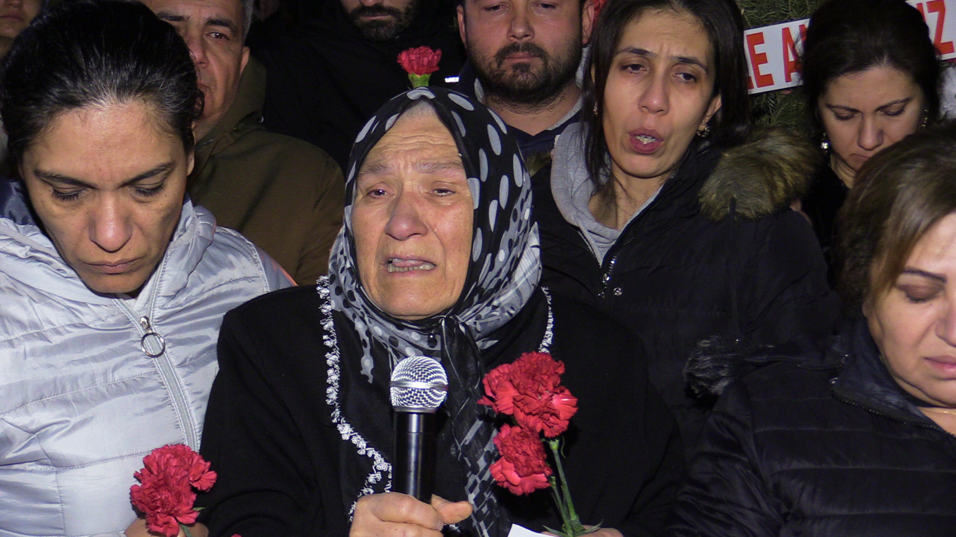 Depremde Hayatını Kaybedenler Anıldı