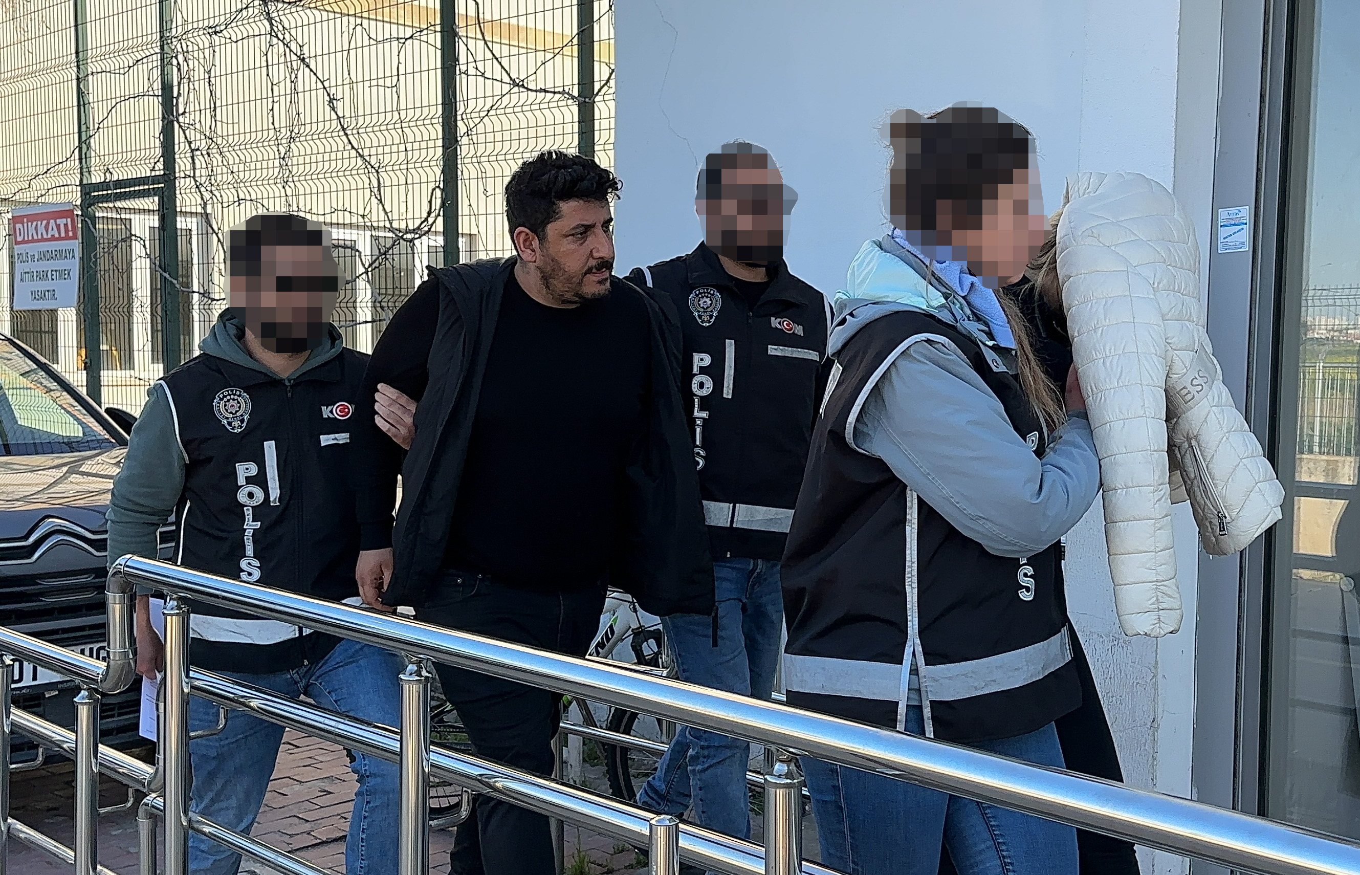 Adana'da İlaç Skandalı!