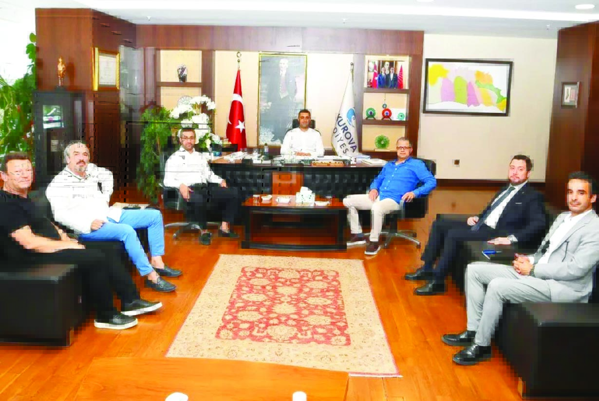 Adanaspor’dan Başkanlara Forma