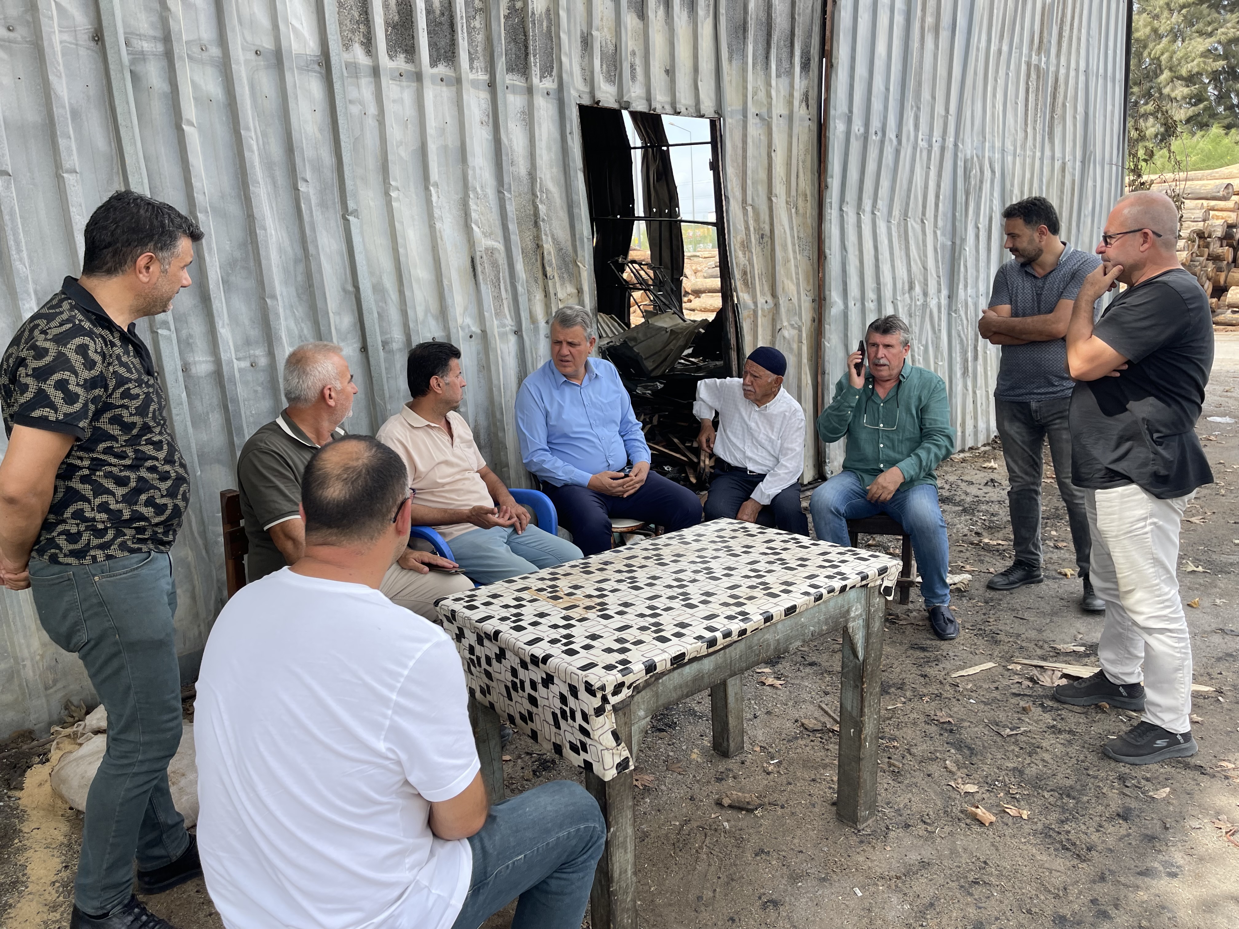 Barut, Yangınzede Esnafı Ziyaret Etti, ''Koruyucu Sigorta'' Çağrısı Yaptı