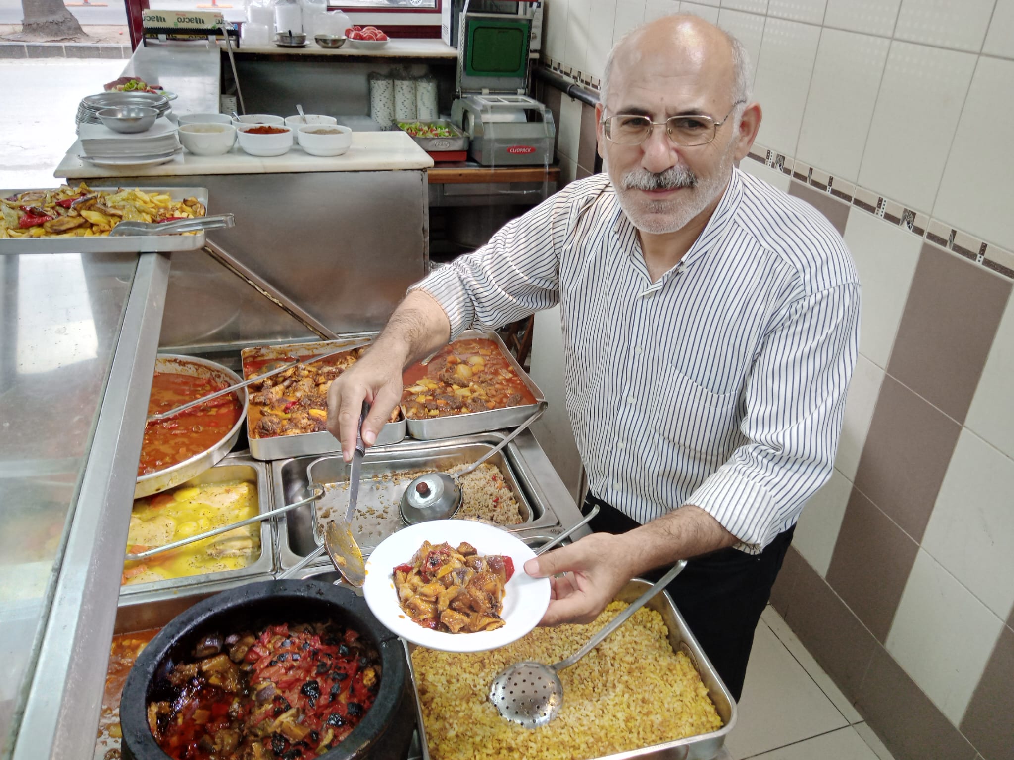 Adana’da Paçanın Adresi GÜNEY PAÇA SALONU