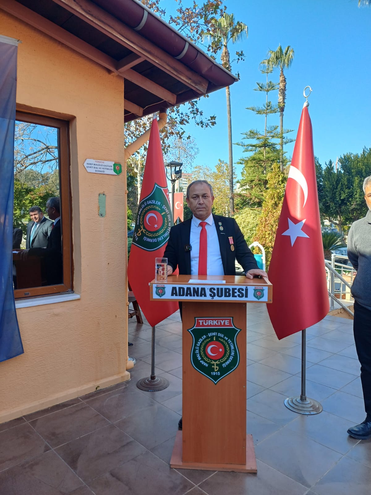 ‘’Gazi Meclis Bir Teröriste Çiğnetilmemelidir’’