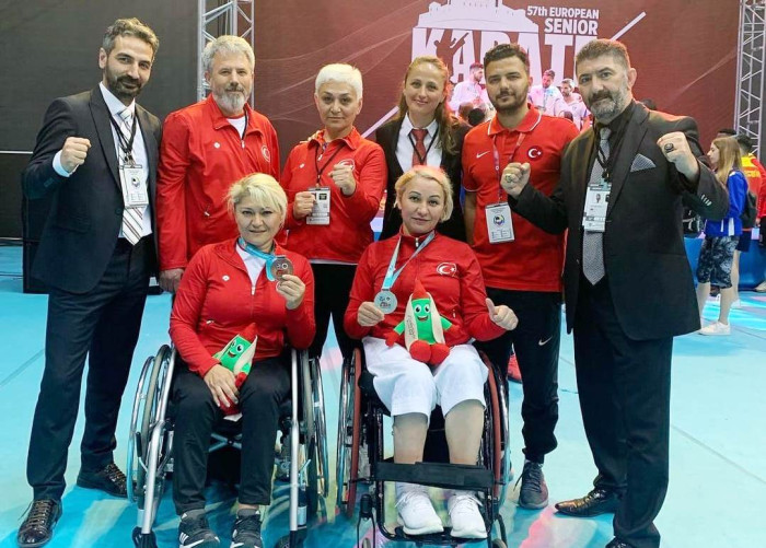 Adanalı Antrenör Mustafa Toksöz’e ''Devlet Sporcusu'' Unvanı