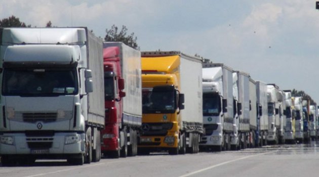 15 kilometrelik rüşvet kuyruğu!