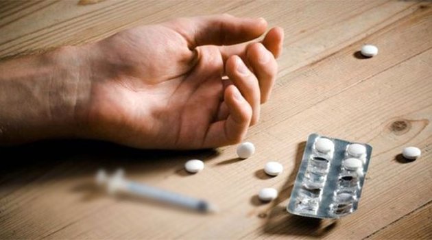 15 yaşında uyuşturucudan öldü