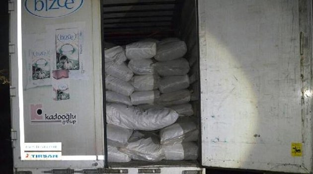 17 ton kaçak çay ele geçirildi