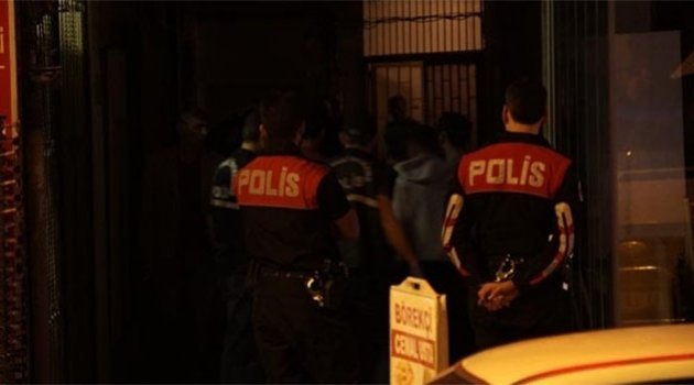 17 yaşındaki kızını öldürüp intihar etti
