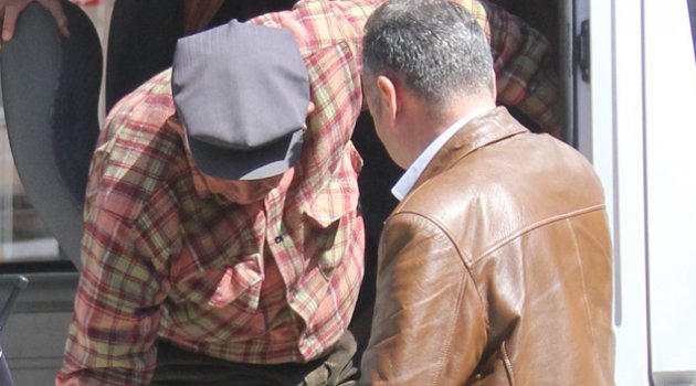 188 paket kaçak sigara ile yakalandı