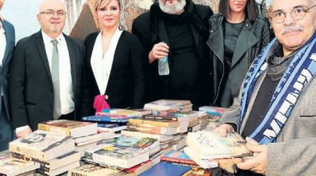 2 Bin kitaplı gala