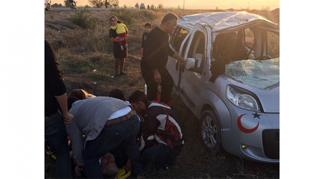 Adana’da trafik kazası yaralılar var