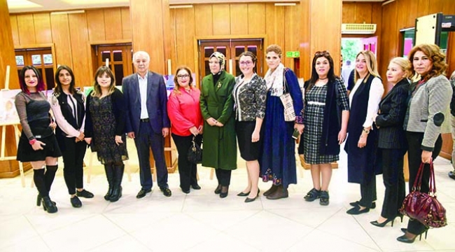 ‘Bu İşin Arkasında Kadın Var’
