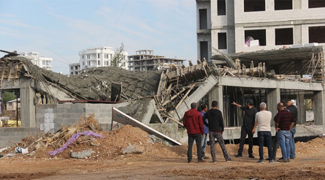 İşçiler enkaz altında kalmaktan son anda kurtuldu