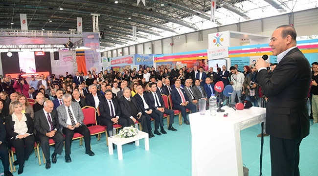 Türkiye’nin ilk ve tek eğitim fuarı Adana’da açıldı