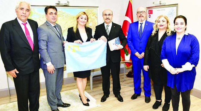 Vali Demirtaş, Kırım Türklerini ağırladı