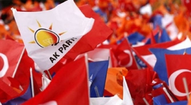CHP'den istifa edip AK Parti'ye geçti