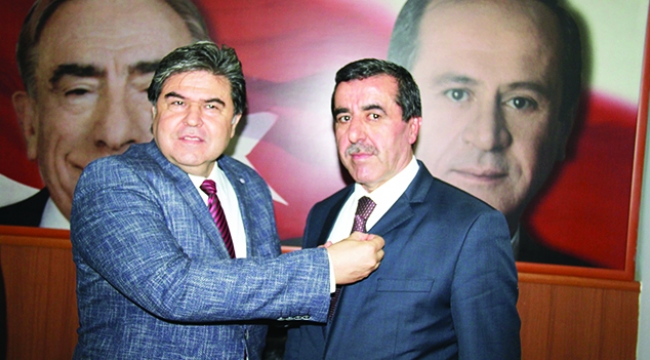 MARDAV’ın kurucularından Özçelik MHP’ye geçti
