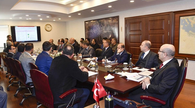 Metruk binaların bir an önce yıkılması konuşuldu