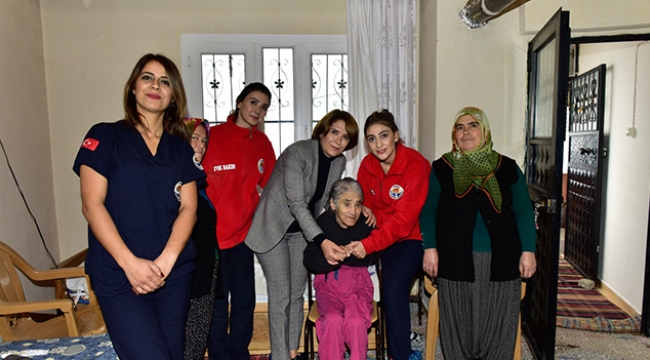 Pozantı’da 10 bedensel engelliye tekerlekli sandalye verildi