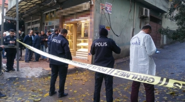 Soyguncuları kovalarken yoldan geçen kadını vurdu