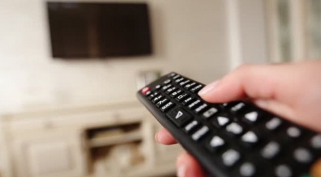 Televizyonda tanıştığı kocasını internette tanıştığı kişi için terk etti