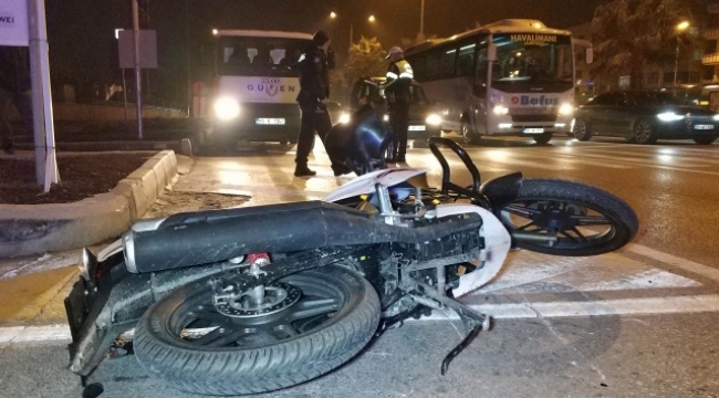 Tıra çarptı ölümden döndü