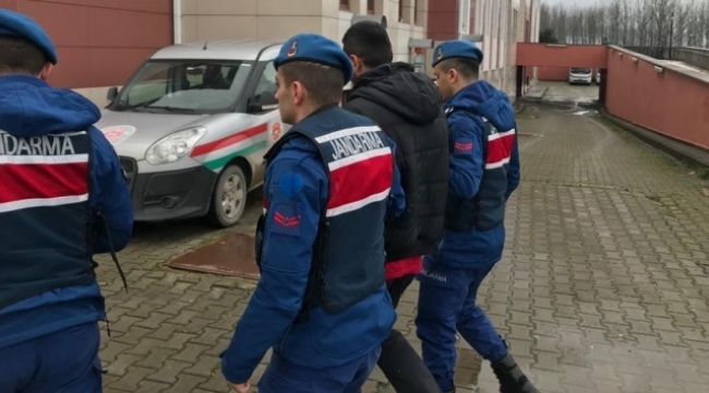 Üçüncü kattan atladı ama kaçamadı