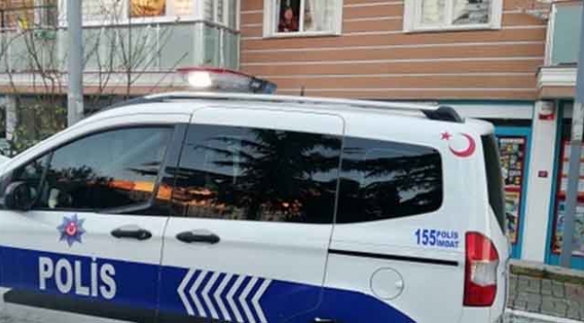 Uzun namlulu silahla market soydular