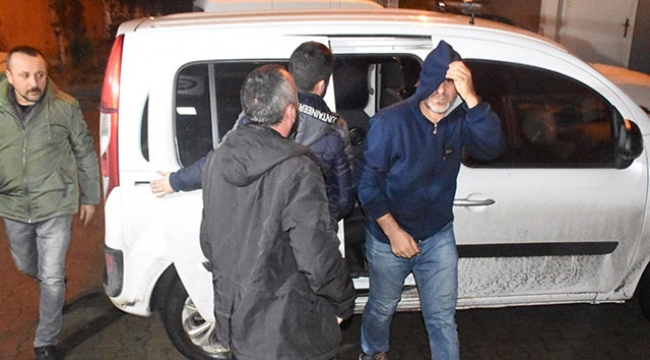 2 yaşındaki kızını rehin aldı