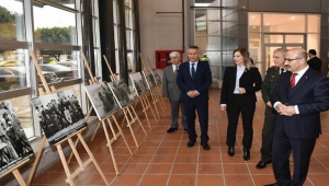 Adana'nın kurtuluşunu konu alan fotoğraf sergisi  açıldı