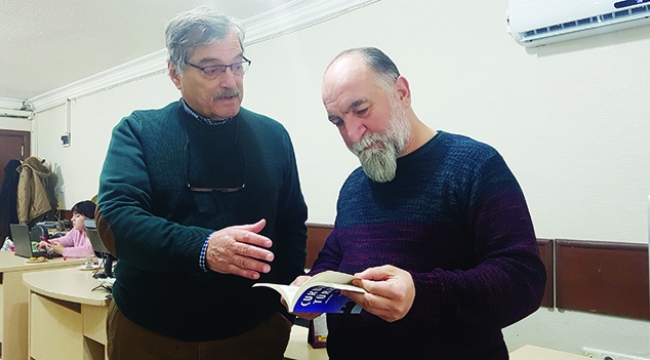 ‘Çukurova Türkçesi’ okurlarıyla buluştu