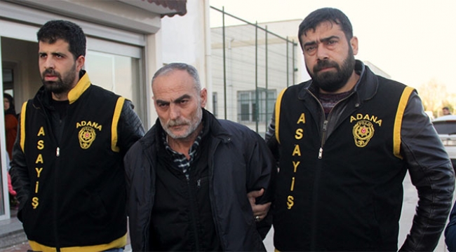 Karısını öldürüp traş olmaya gitti