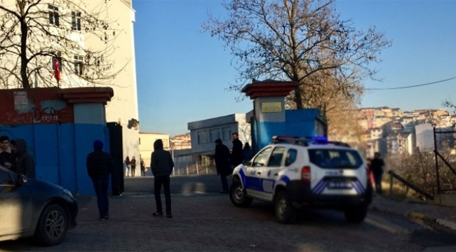 Karne aldı okul çıkışında bıçaklandı