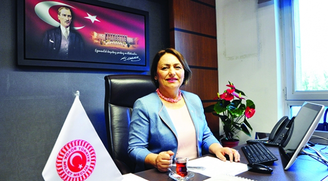 ‘Öğrenim kredisi kalksın tüm öğrencilere burs verilsin’