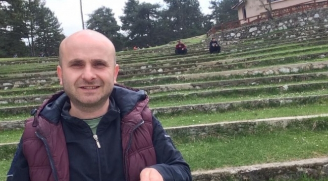 Bacağı kırılan genç evinde ölü bulundu