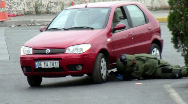 Boşanmak isteyen karısının arabasına bomba düzeneği kurdu