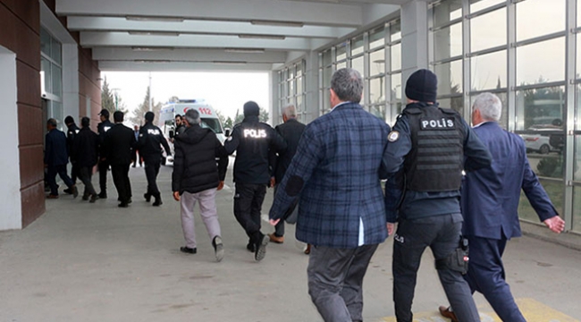 Ehliyet sınavında usulsüzlük operasyonu: 60 gözaltı