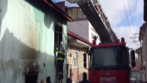 Evde çıkan yangında acı bilanço