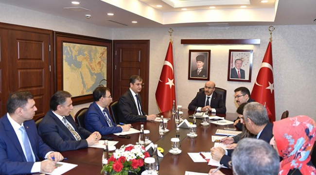 Nüfus müdürlükleri masaya yatırıldı