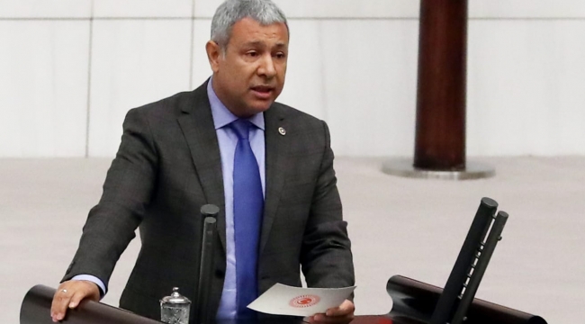 Sümer: İşsizliğin yükünü gençler çekiyor