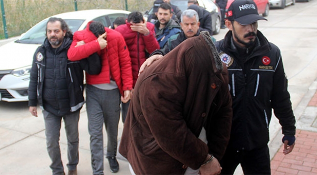 Uzman çavuş Adana'ya kokain getirirken yakalandı