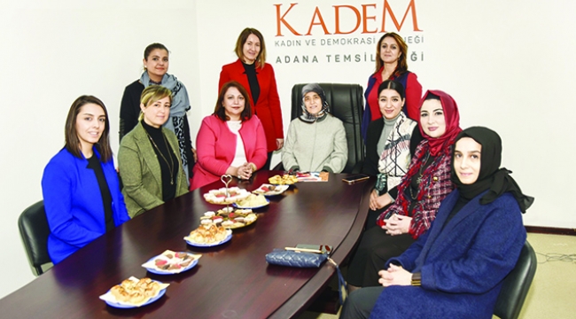 Vali Demirtaş'ın eşi KADEM'i ziyaret etti